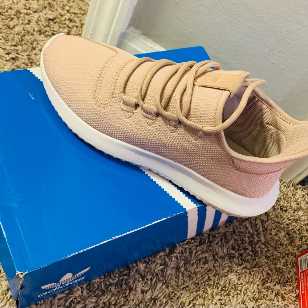 Tubular shadow j